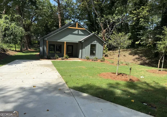 1st image of 2839 1St Ave Sw Ave Sw, Atlanta, GA 30315 | MLS# 10831067