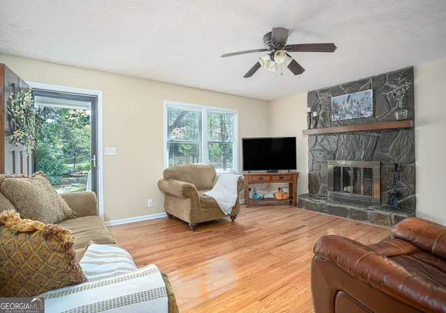 Photo 2 of Single family home for sale at 852 Dallas Nebo Rd, Dallas, GA 30157 | MLS# 10785870 | Listing updated on 2026-08-09
