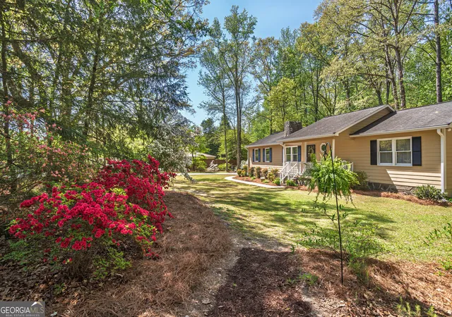 Photo 3 of Single family home for sale at 852 Dallas Nebo Rd, Dallas, GA 30157 | MLS# 10785870 | Listing updated on 2026-08-09