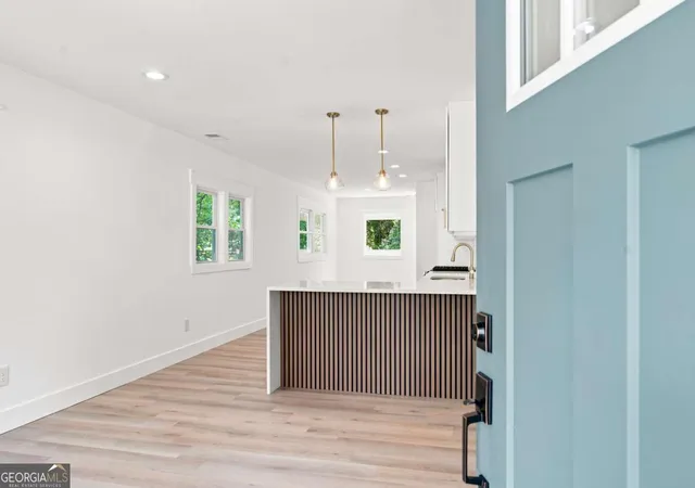 Photo 3 of Single family home for sale at 1703 Pine St Se, Marietta, GA 30060 | MLS# 10808823 | Listing updated on 2026-08-27