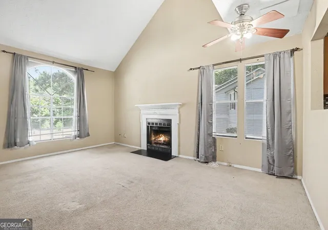 Photo 3 of Sale Pending at 2955 Sugarcreek Ln Se, Atlanta, GA 30316 | MLS# 10831623 | Listing updated on 2026-10-01
