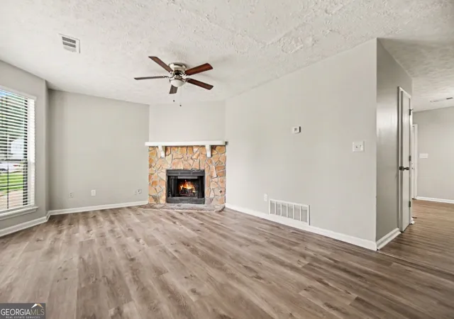3rd image of 3554 Hopkins Ct, Powder Springs, GA 30127 | MLS# 10807716