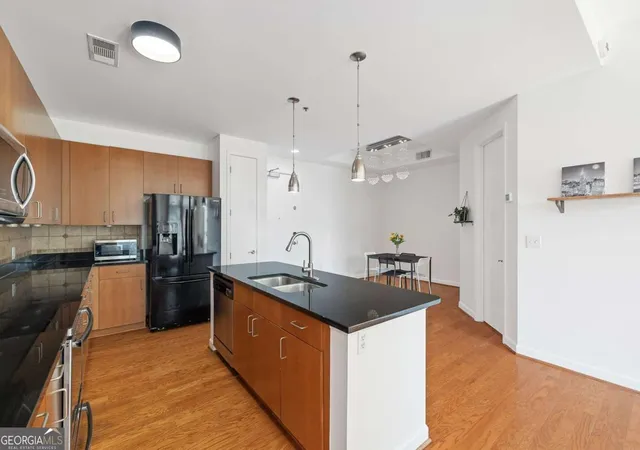 4th image of 711 Cosmopolitan Dr Ne #300, Atlanta, GA 30324 | MLS# 10790647
