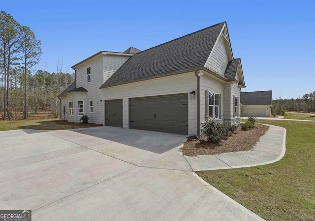 Photo 3 of Single family home for sale at 216 Tattersall Wy #97, Senoia, GA 30276 | MLS# 10684319 | Listing updated on 2026-08-21