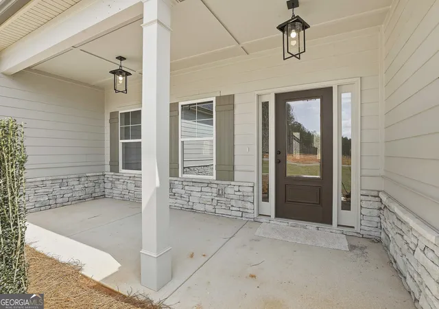 Photo 4 of Single family home for sale at 216 Tattersall Wy #97, Senoia, GA 30276 | MLS# 10684319 | Listing updated on 2026-08-21