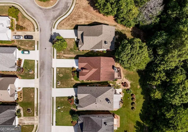 Photo 4 of Single family home for sale at 110 Scenic Hills Dr, Newnan, GA 30265 | MLS# 10802656 | Listing updated on 2026-09-26