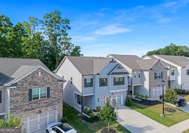 Photo 3 of Single family home for sale at 5317 Fox Hill Ln, Oakwood, GA 30566 | MLS# 10825147 | Listing updated on 2026-08-27