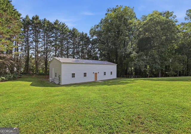 5th image of 527 N Mize Rd, Mount Airy, GA 30563 | MLS# 10802626