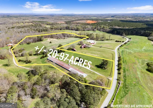 3rd image of 1646 Mitchell Rd, Maysville, GA 30558 | MLS# 10713829