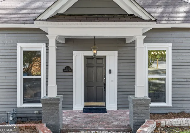 3rd image of 1232 Hickman Rd, Augusta, GA 30904 | MLS# 10713656