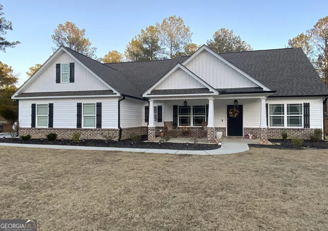 2nd image of 147 Evergreen Dr S, Barnesville, GA 30204 | MLS# 10803934