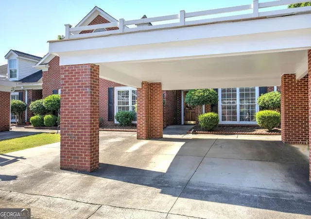 3rd image of 214 Manor Wy, Cartersville, GA 30120 | MLS# 10777730