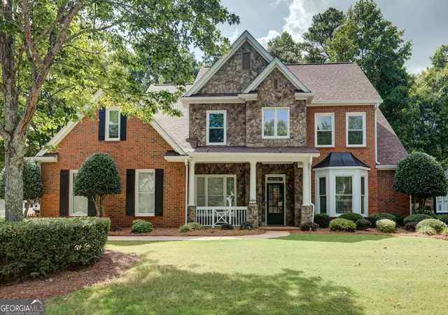 Photo 1 of Single family home for sale at 430 Lake Forest Dr, Newnan, GA 30265 | MLS# 10831667 | Listing updated on 2026-09-15
