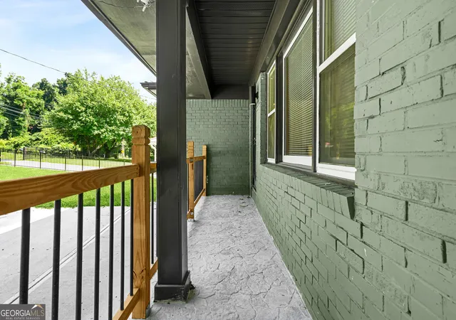 Photo 2 of Single family home for sale at 2908 Browns Mill Rd Se, Atlanta, GA 30354 | MLS# 10822446 | Listing updated on 2026-08-23