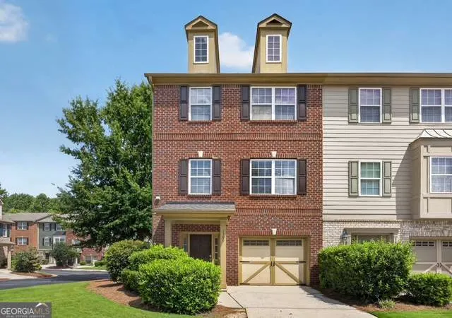 Townhouse for sale at 1369 Dolcetto Tr Nw #8, Kennesaw, GA 30152 | MLS# 10826239
