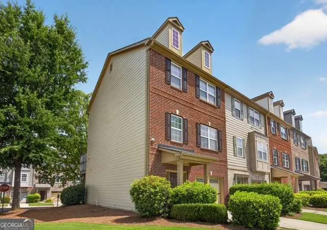Photo 3 of Townhouse for sale at 1369 Dolcetto Tr Nw #8, Kennesaw, GA 30152 | MLS# 10826239 | Listing updated on 2026-09-12