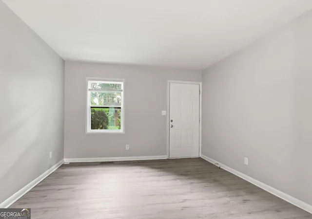 Photo 3 of Single family home for sale at 341 Roxbury Dr, Riverdale, GA 30274 | MLS# 10809447 | Listing updated on 2026-08-31