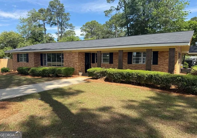Homes for sale in Fitzgerald, GA | 1159 W Roanoke Ext, Fitzgerald, GA 31750 | MLS# 10789612