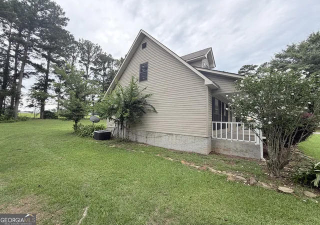 Homes for sale in Milledgeville, GA | 106 Newport Rd Ne, Milledgeville, GA 31061 | MLS# 10796453