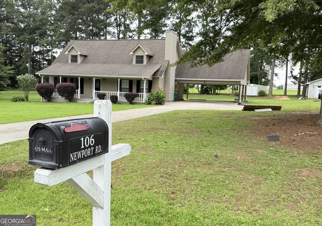 Homes for sale in Milledgeville, GA | 106 Newport Rd Ne, Milledgeville, GA 31061 | MLS# 10796453