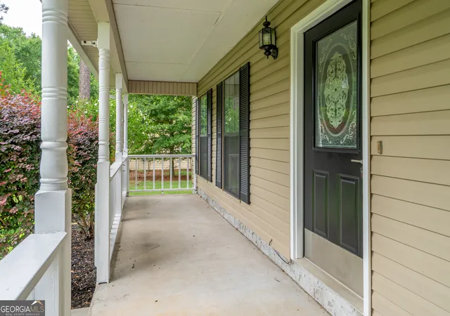 Photo 4 of Single family home for sale at 106 Newport Rd NE, Milledgeville, GA 31061 | MLS# 10796453 | Listing updated on 2026-08-31