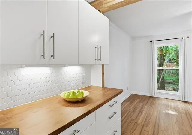 3rd image of 5056 Mdw Ln, Marietta, GA 30068