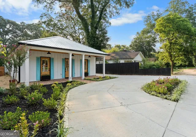 5th image of 225 N Erwin St, Cartersville, GA 30120 | MLS# 10817859