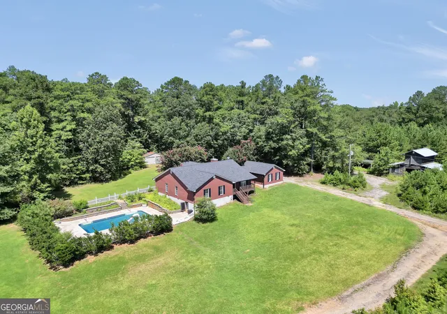 1st image of 390 Burg Rd, Locust Grove, GA 30248 | MLS# 10823848