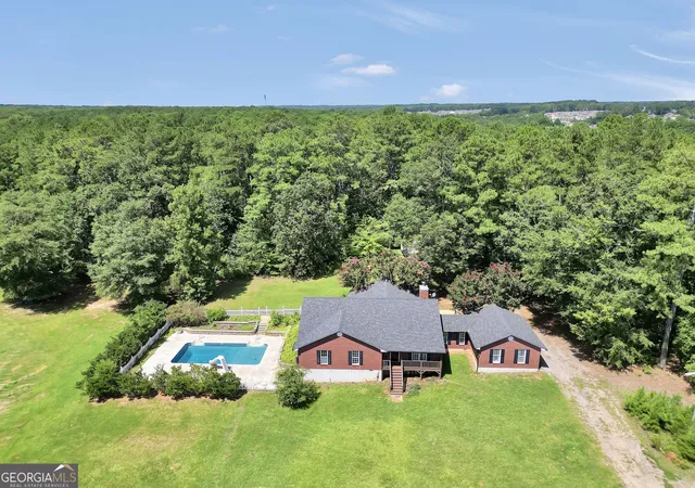 2nd image of 390 Burg Rd, Locust Grove, GA 30248 | MLS# 10823848