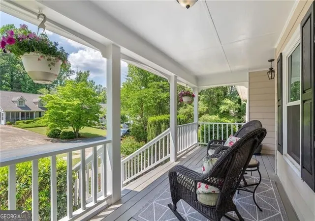 Photo 2 of Single family home for sale at 304 Rose Crk Way, Woodstock, GA 30189 | MLS# 10764766 | Listing updated on 2026-09-15