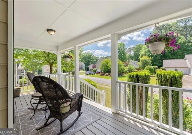 Photo 3 of Single family home for sale at 304 Rose Crk Way, Woodstock, GA 30189 | MLS# 10764766 | Listing updated on 2026-09-15
