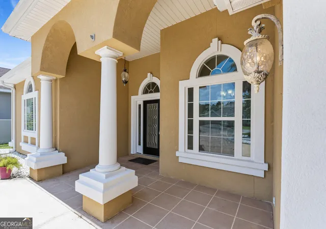 Photo 2 of Single family home for sale at 227 Edgewater Dr, Saint Marys, GA 31558 | MLS# 10806278 | Listing updated on 2026-09-02