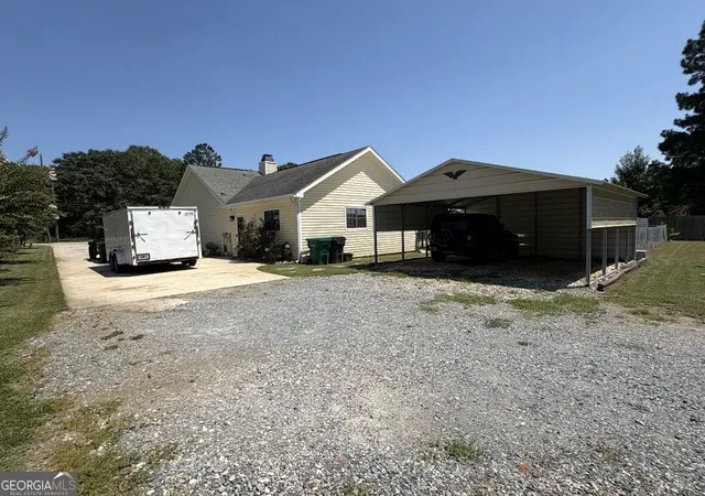 Photo 4 of Sale Pending at 913 N Houston Lake Blvd, Warner Robins, GA 31093 | MLS# 10833306 | Listing updated on 2026-09-09