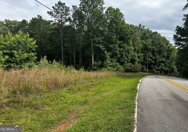 Homes for sale in Eatonton, GA | 209 Winding River Road, Eatonton, GA 31024 | MLS# 10796274