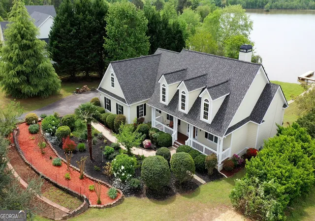 Photo 1 of Single family home for sale at 1031 Shoreline Dr, Madison, GA 30650 | MLS# 10735055 | Listing updated on 2026-08-10