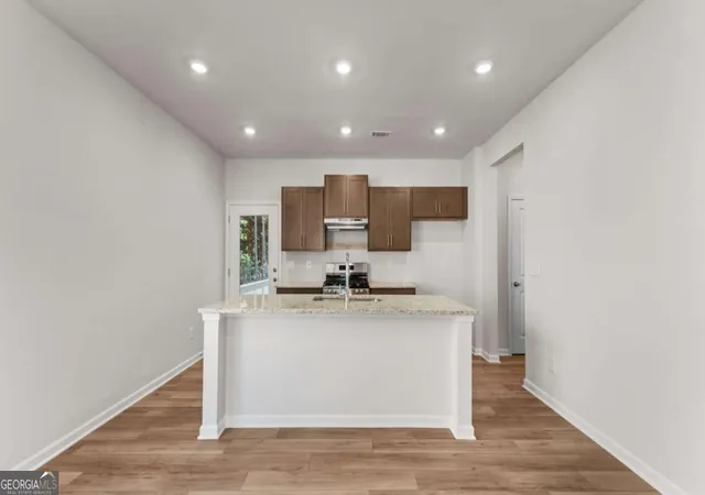 Photo 3 of Sale Pending at 330 Cedar Hill Dr #71, Dallas, GA 30132 | MLS# 10761323 | Listing updated on 2026-09-19