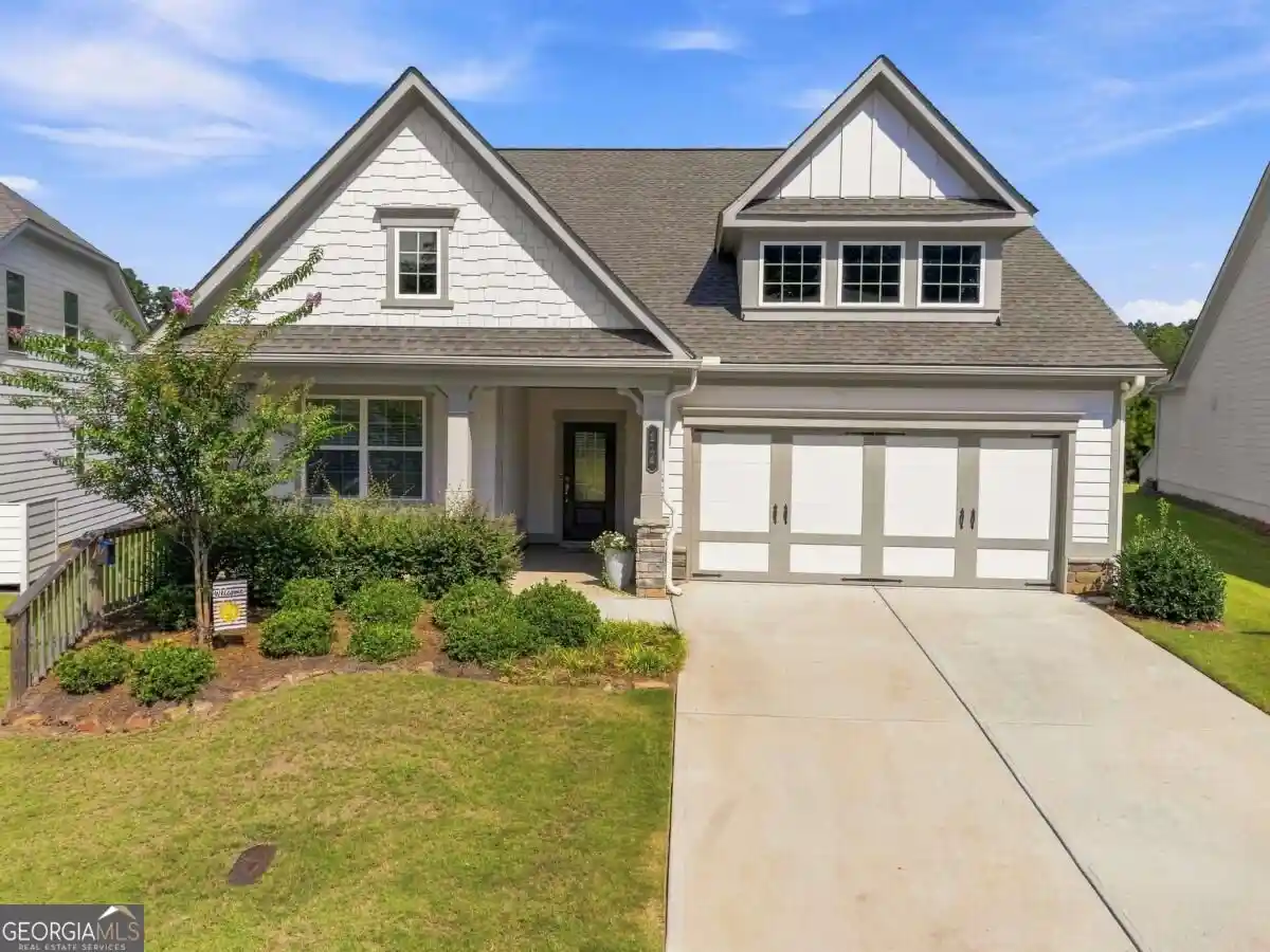 Photo 1 of Single family home for sale at 214 Hickory Blfs Pkwy, Canton, GA 30114 | MLS# 10869650 | Listing updated on 2026-10-20