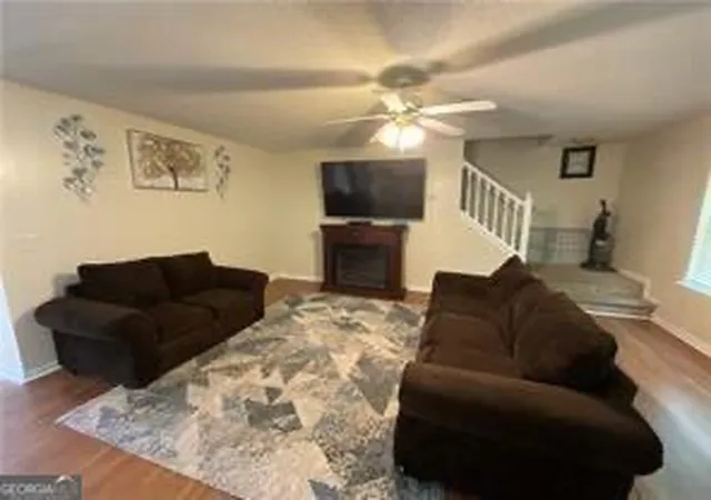 Photo 2 of Single family home for sale at 6231 Hickory Ln Cir, Union City, GA 30291 | MLS# 10741764 | Listing updated on 2026-05-11