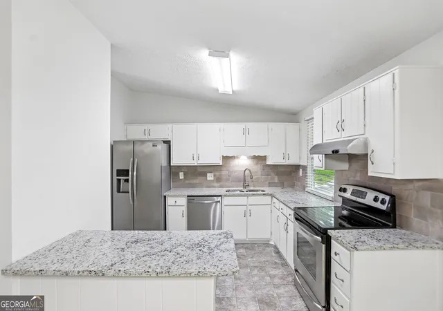 Photo 2 of Sale Pending at 3020 Forestside Ln, Atlanta, GA 30349 | MLS# 10821077 | Listing updated on 2026-09-15
