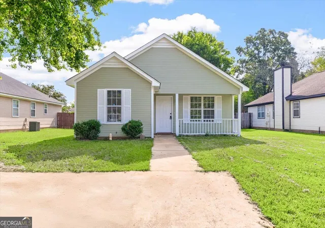Photo 1 of Single family home for sale at 115 Kensington Cir, Warner Robins, GA 31093 | MLS# 10835057 | Listing updated on 2026-09-11