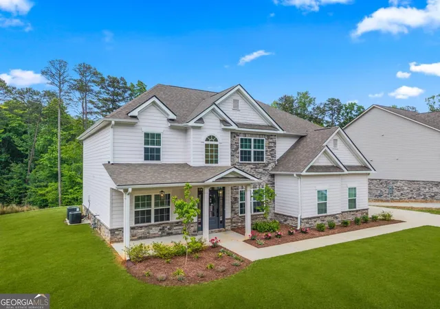 Photo 2 of Single family home for sale at 2815 Pilgrim Mill Rd, Cumming, GA 30041 | MLS# 10763314 | Listing updated on 2026-09-27