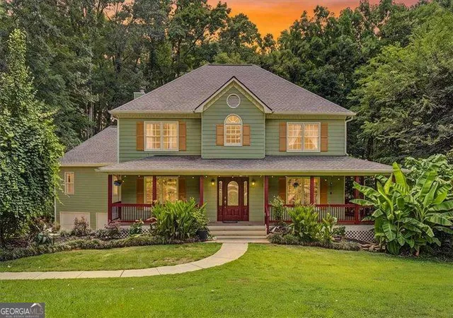 Photo 1 of Single family home for sale at 325 Pickett's Xing, Acworth, GA 30101 | MLS# 10806509 | Listing updated on 2026-09-15