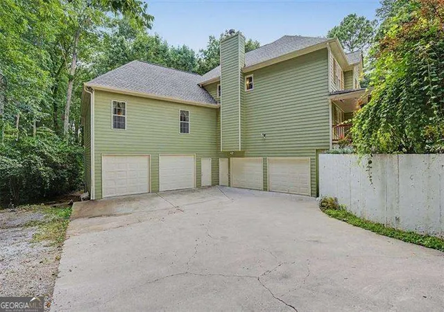 Photo 2 of Single family home for sale at 325 Pickett's Xing, Acworth, GA 30101 | MLS# 10806509 | Listing updated on 2026-09-15