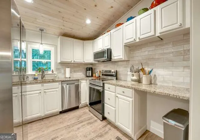 3rd image of 790 Lakeside Dr, Blairsville, GA 30512 | MLS# 10804650