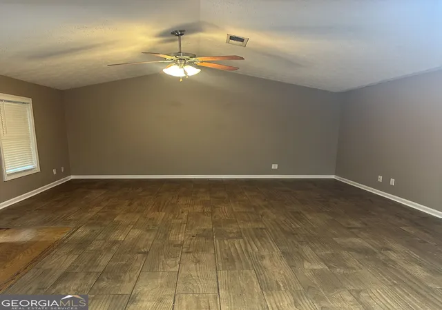 Photo 3 of Sale Pending at 69 Autumn Dr, Nicholson, GA 30565 | MLS# 10836099 | Listing updated on 2026-10-06
