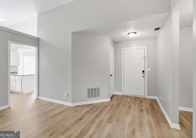 3rd image of 2572 Herndon Rd, Lawrenceville, GA 30043 | MLS# 10811355