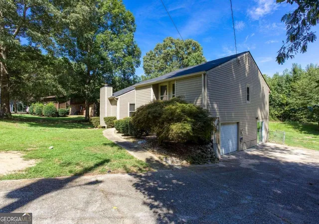 Photo 41 of Sale Pending at 1931 Brennan Wy, Lithia Springs, GA 30122 | MLS# 10827433 | Listing updated on 2026-09-06