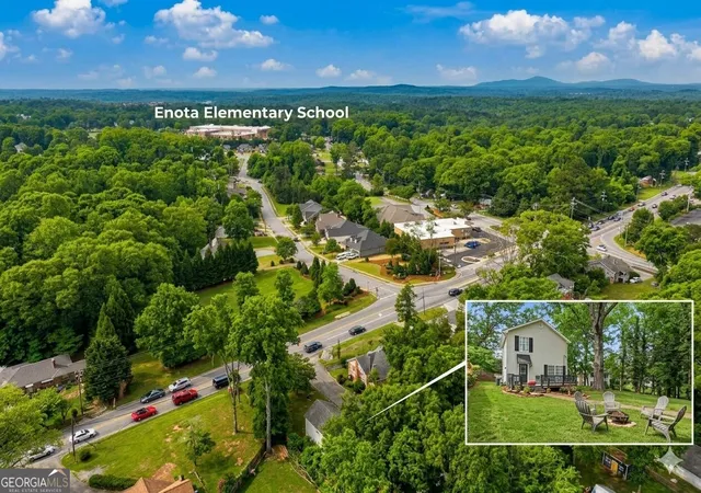 Photo 3 of Single family home for sale at 1326 Park Hl Dr, Gainesville, GA 30501 | MLS# 10720729 | Listing updated on 2026-09-07