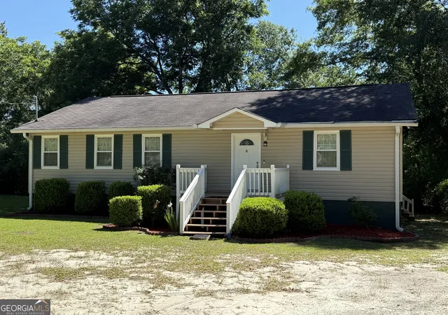 Homes for sale in Swainsboro, GA | 108 Atkinson Dr, Swainsboro, GA 30401 | MLS# 10778129