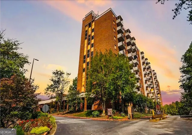 Photo 2 of Condo for sale at 300 Johnson Fry Rd NE #B1007, Sandy Springs, GA 30328 | MLS# 10816828 | Listing updated on 2026-09-15
